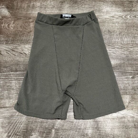 Renew PrettyLittleThing Biker Shorts Size 0 - Picture 1 of 6